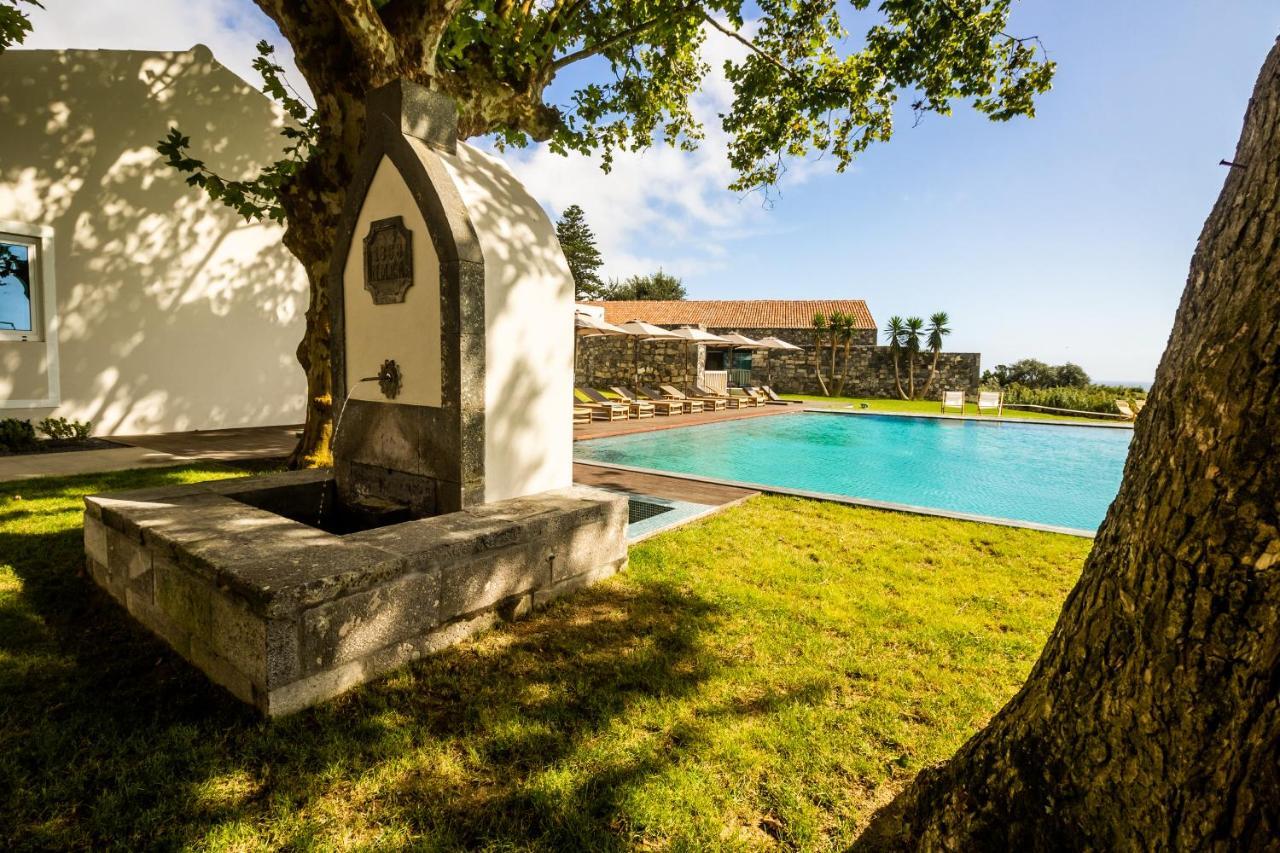 Sensi Azores Nature And Spa Ginetes Dış mekan fotoğraf The swimming pool at the Quinta do Monte Carmo